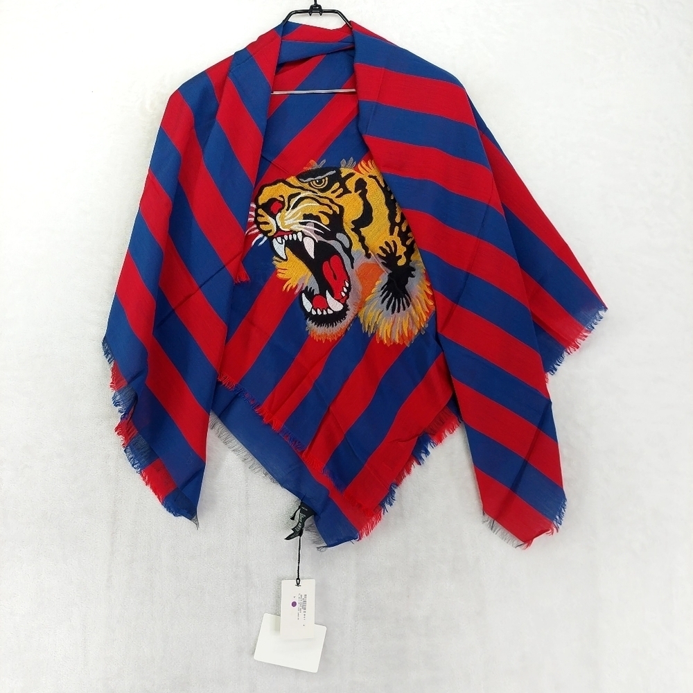 NWT Gucci Shining Tiger Head Red and Blue Stripe Scarf Wrap